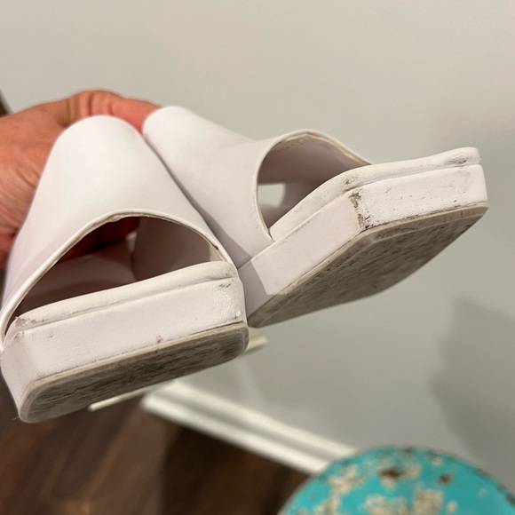 Jeffrey Campbell white platform slide high heeled sandals size 8 vegan leather - Picture 11 of 13